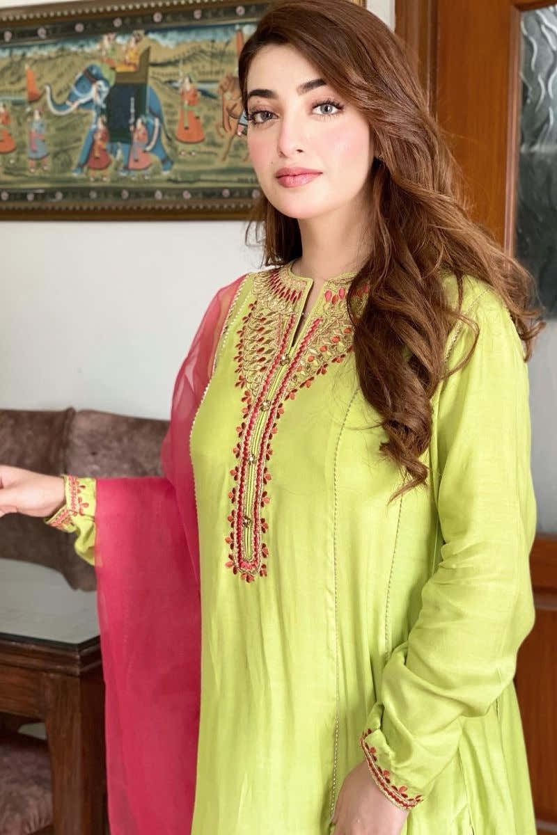 Apple Green