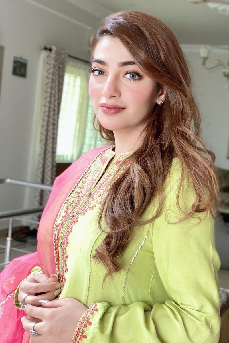 Apple Green