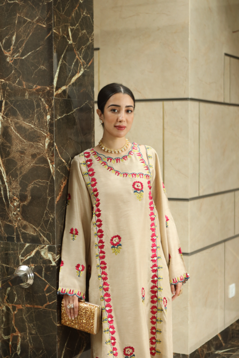 Flora beige