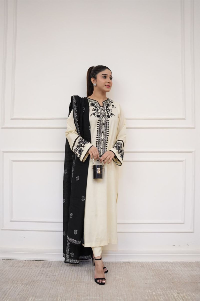 Vainilla Off-White Secondary image